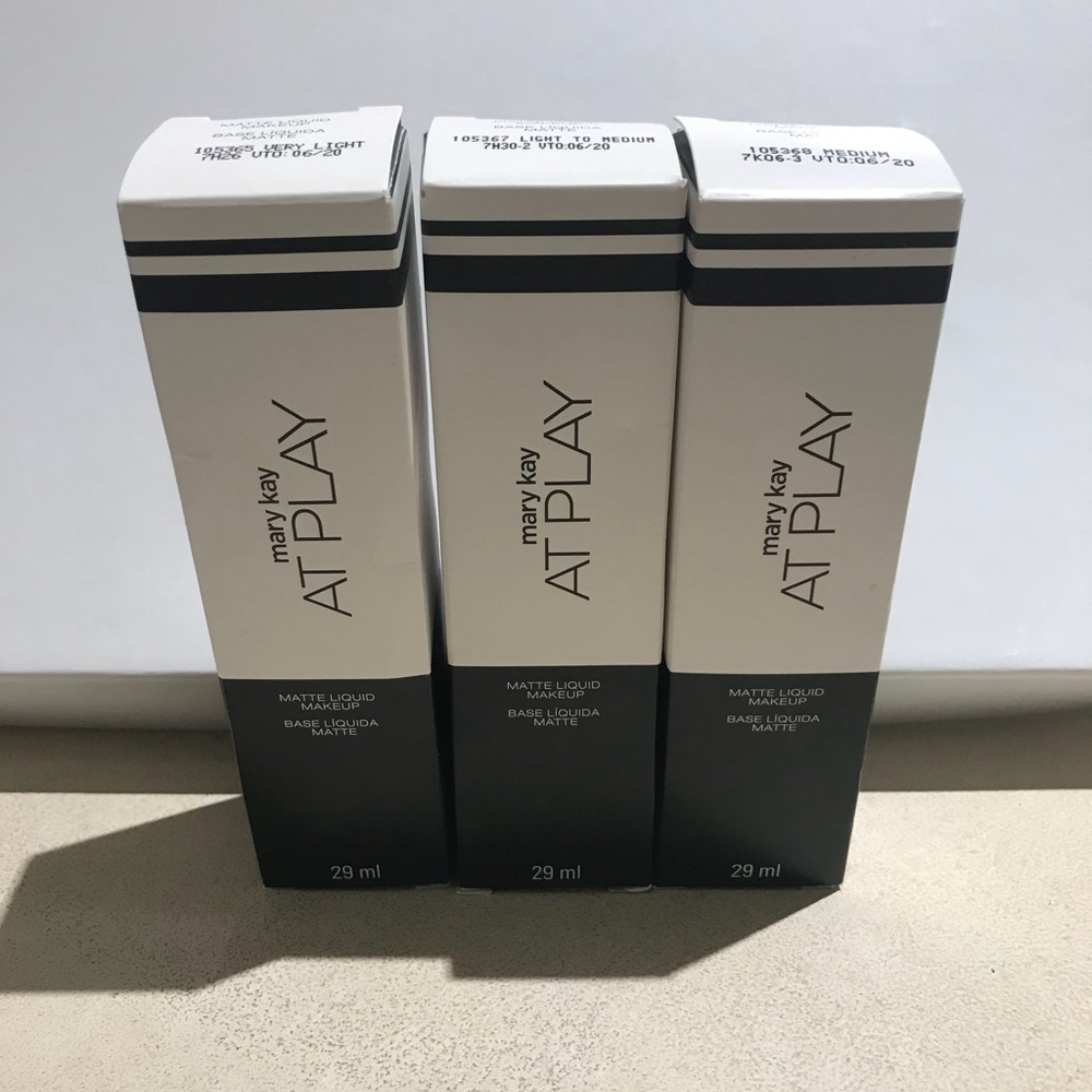 Mary Kay at play matte liquid makeup, 3 colors